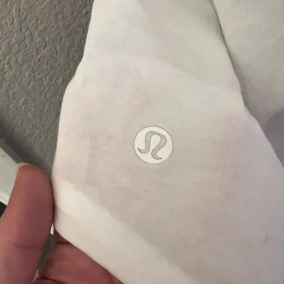 Lululemon All Tied Up Tank Top White Size 2 STAINS - Picture 2 of 3